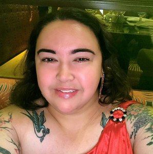 Meet your Posher, April